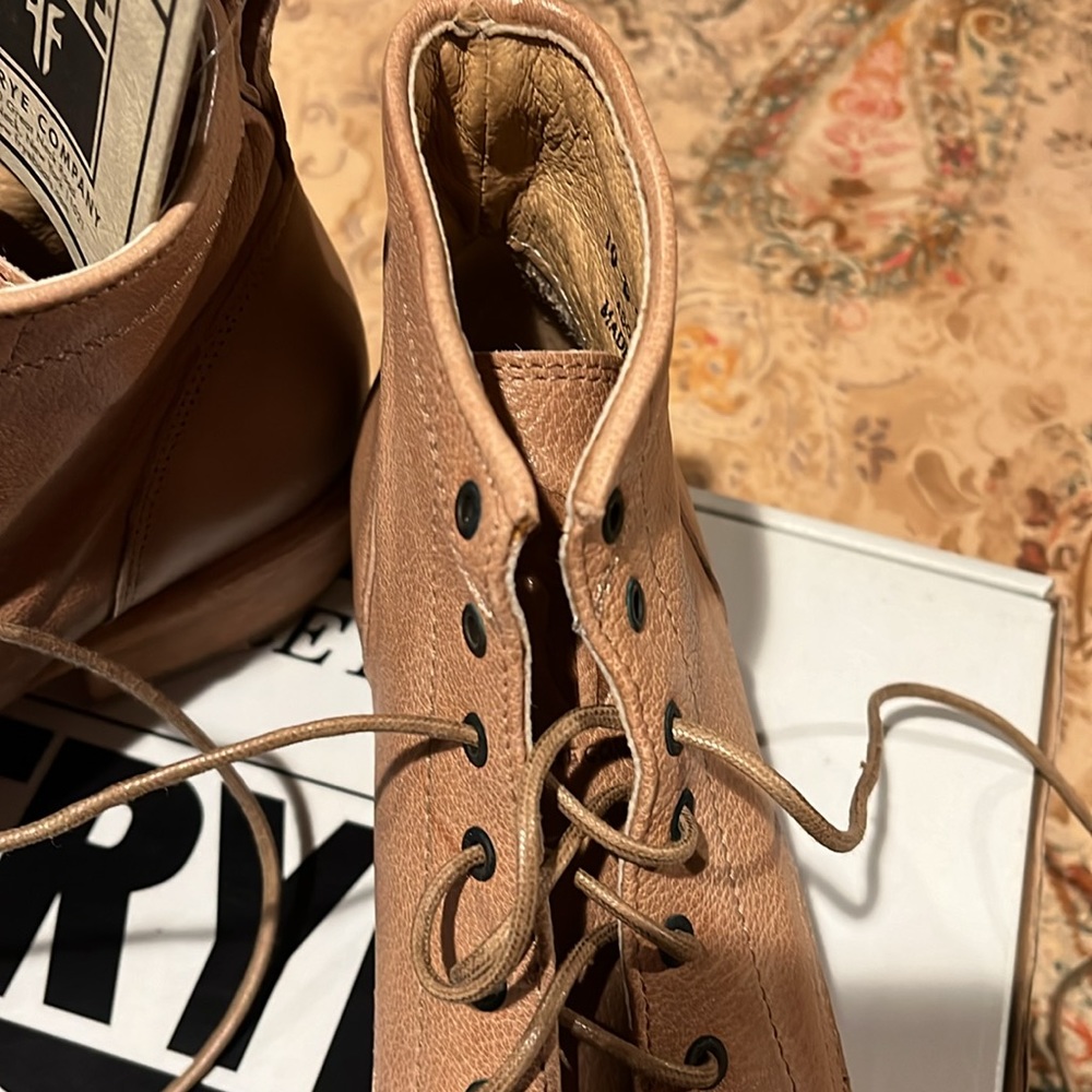 Frye Boots W-s 10 Authentic taupe - Picture 5 of 17